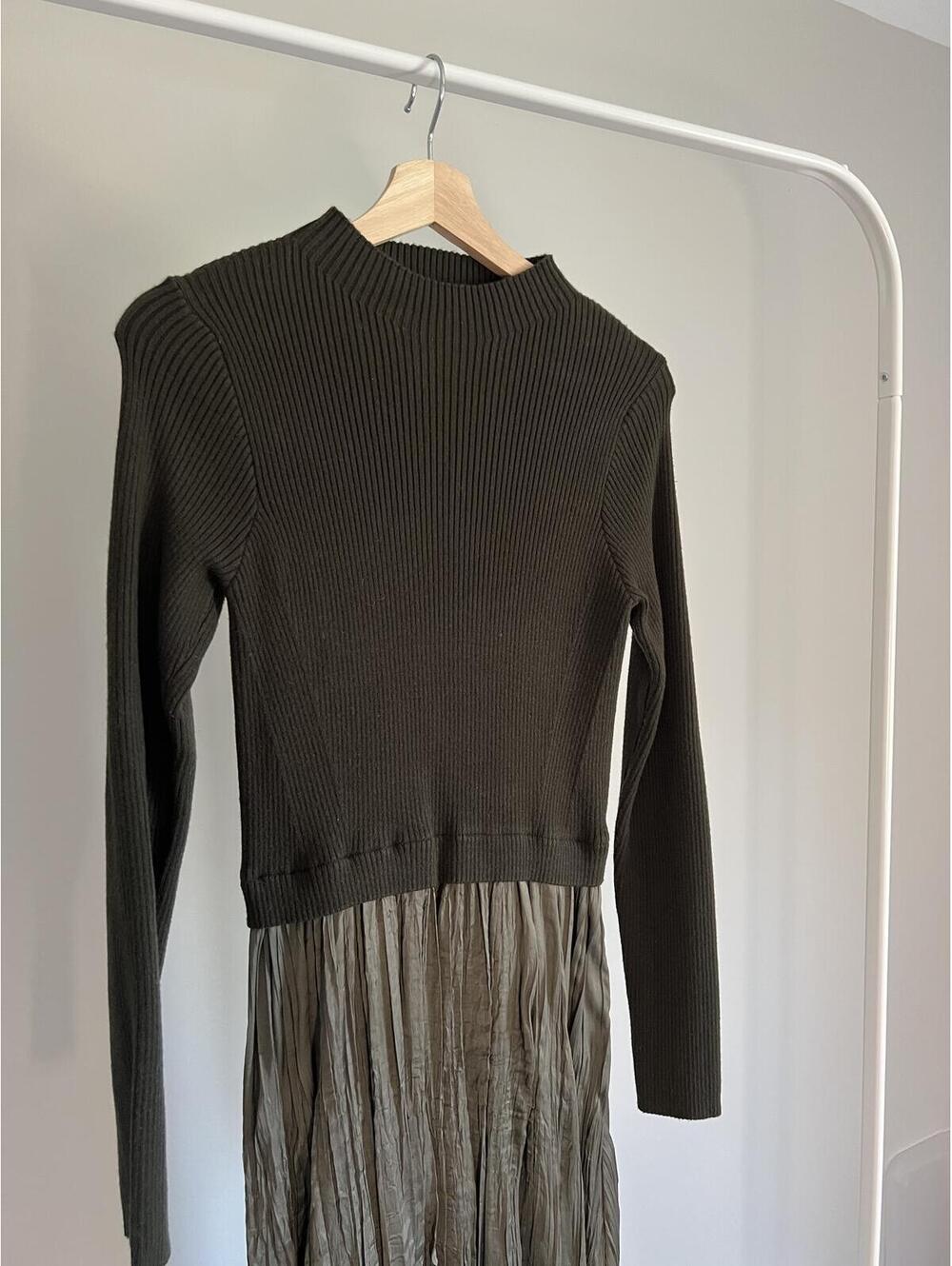 Miou Muse Green Sweater Combo Woven Maxi Dress, Medium - Picture 5 of 9